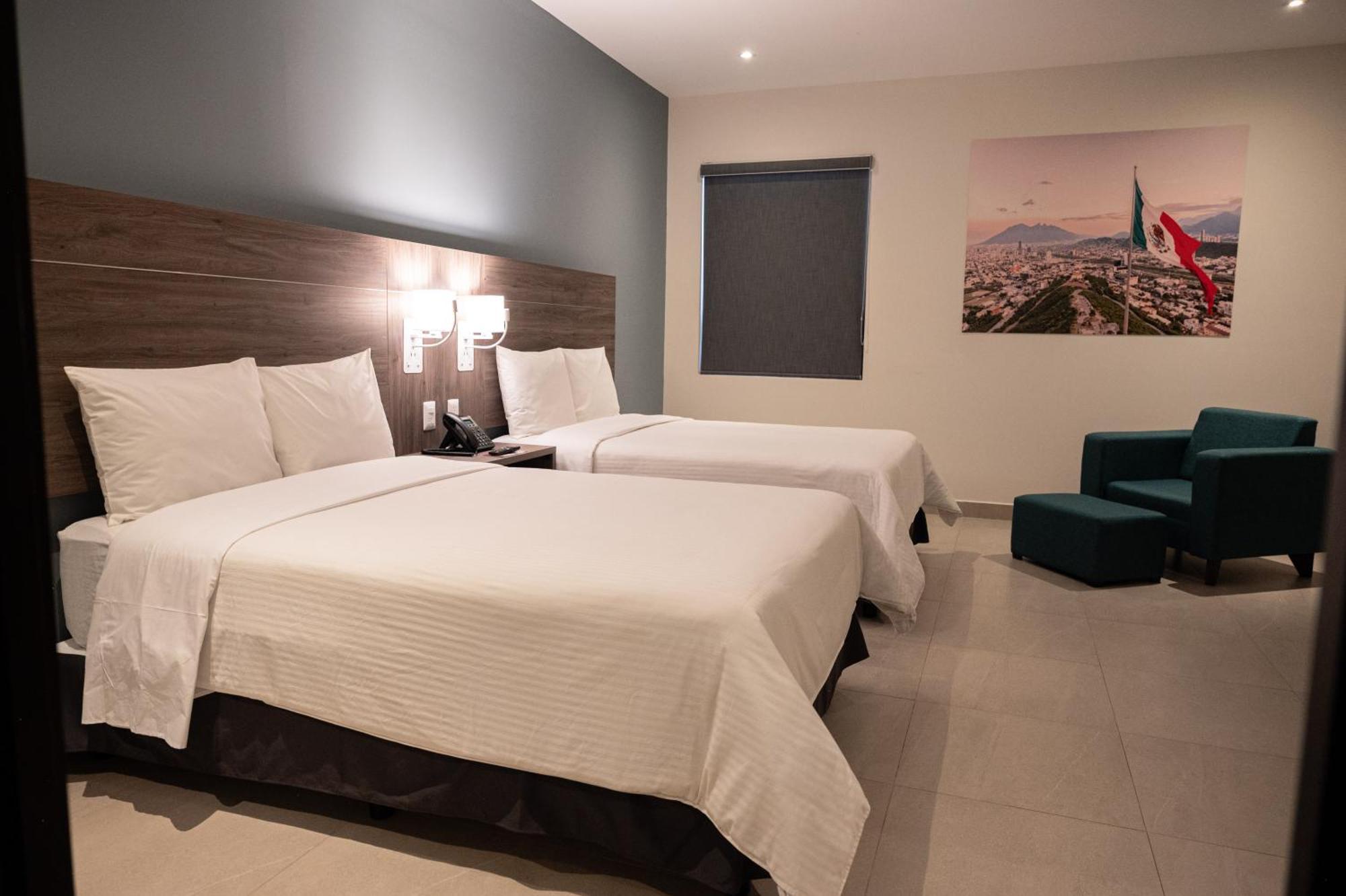 Hotel Centria Monterrey Kültér fotó